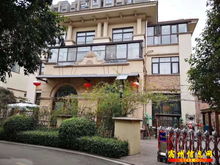 天鵝灣雙拼豪華別墅前后大院自動(dòng)門